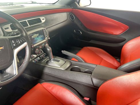 Used 2015 Chevrolet Camaro SS w/ RS Package image 22