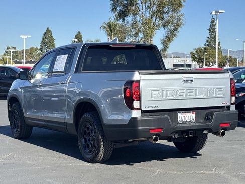 Used 2025 Honda Ridgeline Sport+ image 3