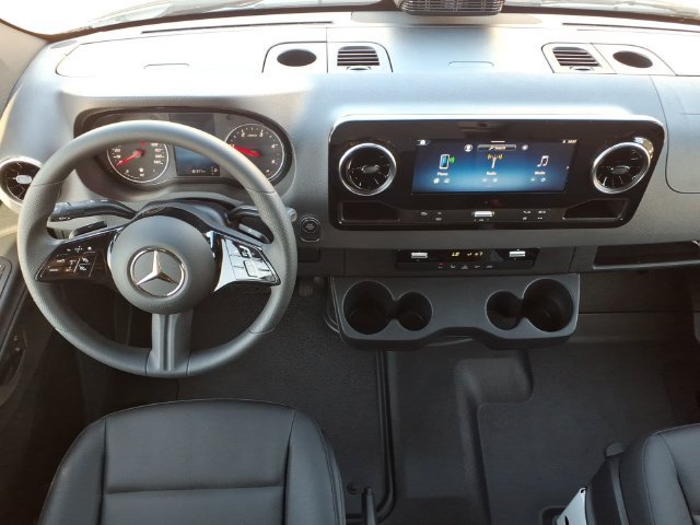 New 2026 Mercedes-Benz Sprinter 2500 image 4