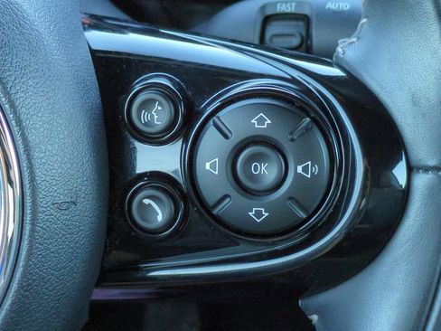 Used 2020 MINI Cooper Convertible w/ Signature Upholstery Package image 21