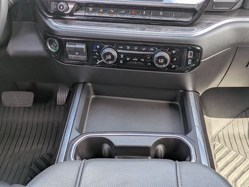 Certified 2024 Chevrolet Silverado 2500 LTZ w/ LTZ Plus Package AWD/4WD image 18