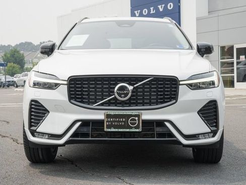 Certified 2024 Volvo XC60 B5 Plus w/ Protection Package Premier AWD/4WD image 2