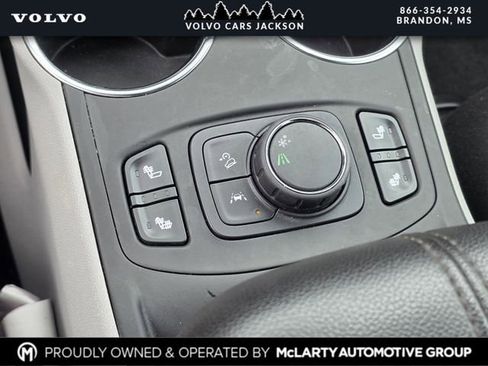Used 2024 GMC Terrain SLE w/ Driver Convenience Package FWD image 21