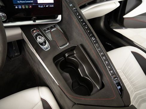 Used 2023 Chevrolet Corvette Stingray image 17