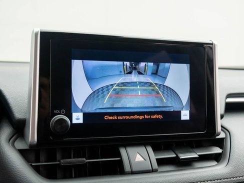 Used 2024 Toyota RAV4 XLE image 22