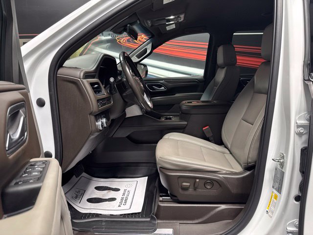 Used 2022 GMC Yukon XL SLT AWD/4WD image 5