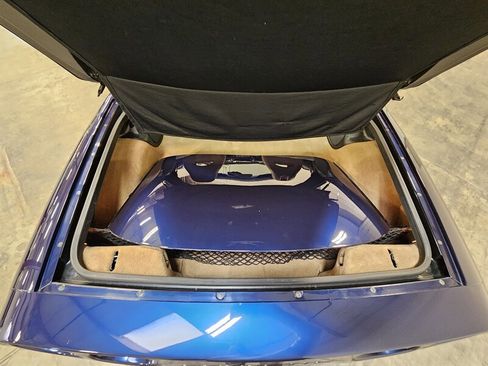 Used 2000 Chevrolet Corvette Coupe w/ Roof Pkg image 32