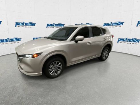Used 2025 MAZDA CX-5 AWD 2.5 S w/ Select Package image 5