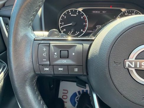 Used 2023 Nissan Rogue SV w/ SV Premium B Package FWD image 18