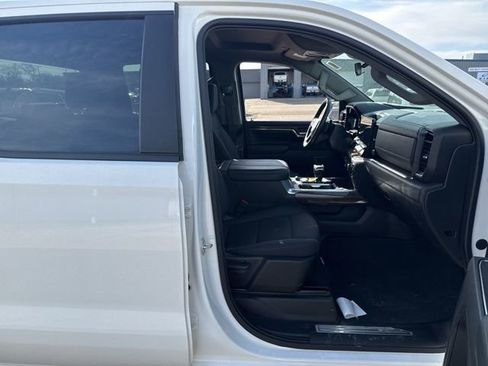 Used 2024 Chevrolet Silverado 1500 RST image 20