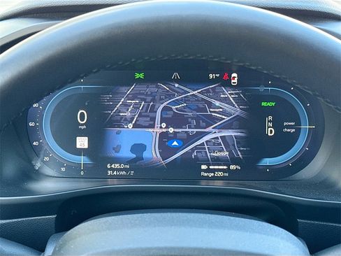 Used 2023 Volvo XC40 Recharge Ultimate w/ Protection Package Premier image 13