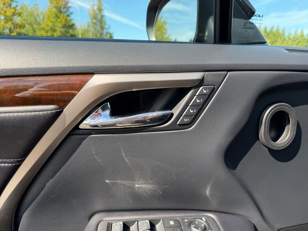 Used 2019 Lexus RX 350 AWD w/ Navigation Package image 13