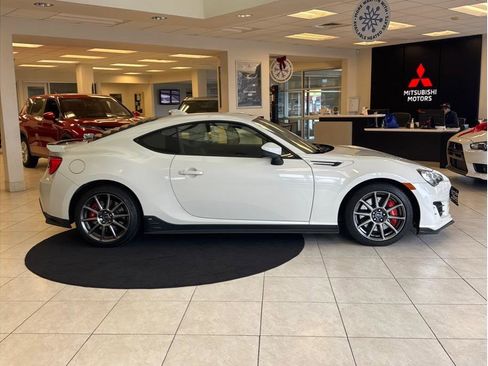 Used 2018 Subaru BRZ Limited w/ Performance Package image 4