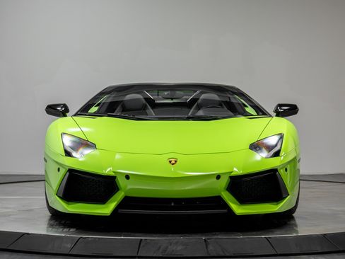 Used 2015 Lamborghini Aventador LP 700-4 image 33