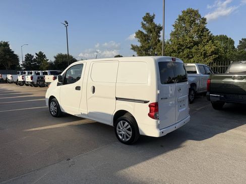Used 2021 Nissan NV200 SV w/ Back Door Glass Package FWD image 4