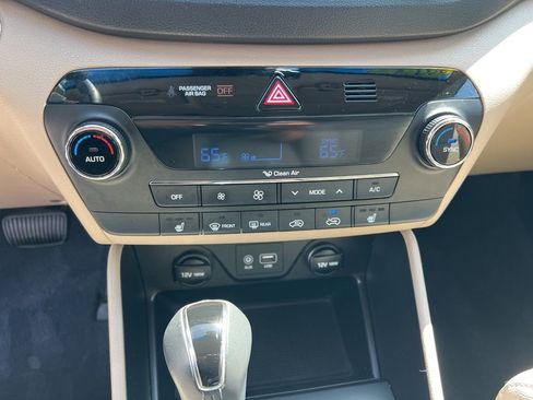 Used 2017 Hyundai Tucson SE Plus AWD/4WD image 20