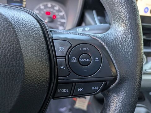 Used 2024 Toyota Corolla LE image 23