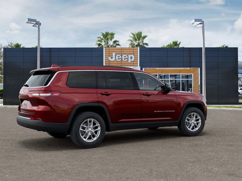 New 2026 Jeep Grand Cherokee L Laredo RWD image 4