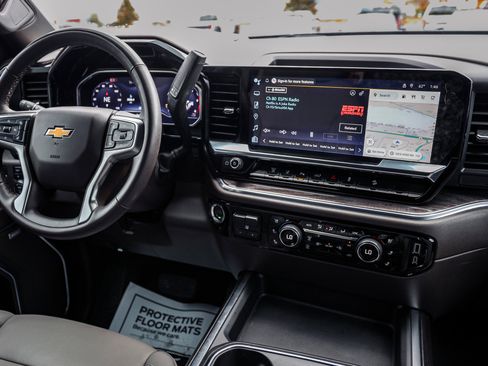 Used 2024 Chevrolet Silverado 3500 LTZ w/ LTZ Plus Package image 15