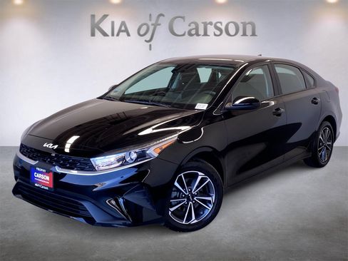 Certified 2024 Kia Forte LXS FWD image 1