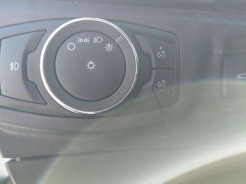 Used 2016 Ford Fusion SE w/ Equipment Group 201A FWD image 25