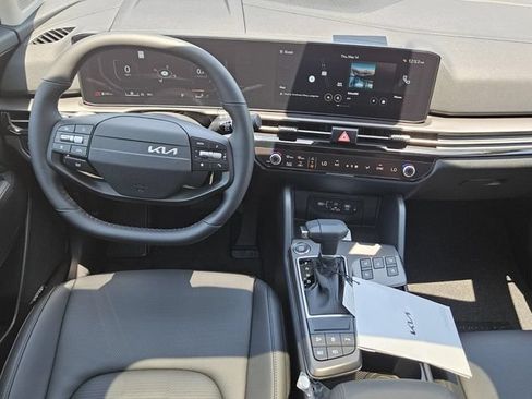 New 2026 Kia Sportage SX FWD image 14