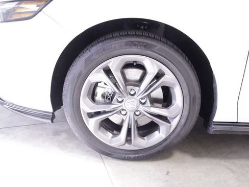 Certified 2025 Honda Accord EX-L image 14