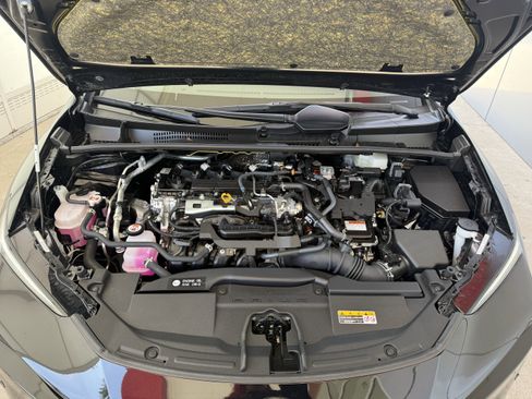 Certified 2026 Toyota Prius XLE image 34