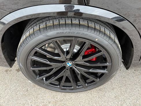 New 2026 BMW X5 M60i image 4