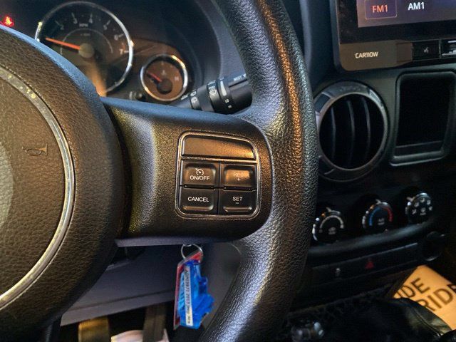 Used 2013 Jeep Wrangler Sport AWD/4WD image 12