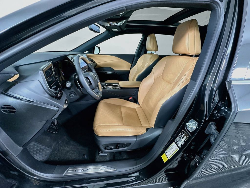 Used 2023 Lexus RX 350 Premium Plus w/ Cold Area Package FWD image 21