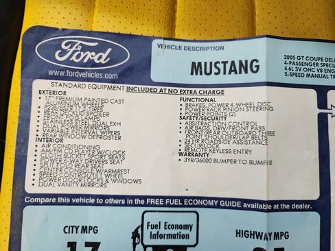 Used 2005 Ford Mustang GT image 39