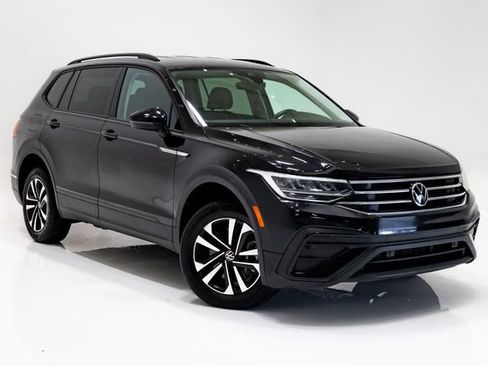 Used 2022 Volkswagen Tiguan S w/ IQ.Drive Package FWD image 5