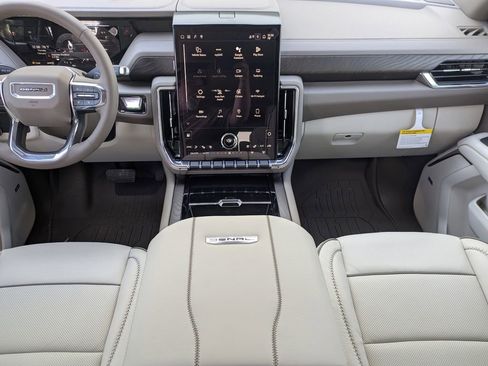 New 2026 GMC Yukon XL Denali w/ Sun & Power Step Package AWD/4WD image 15