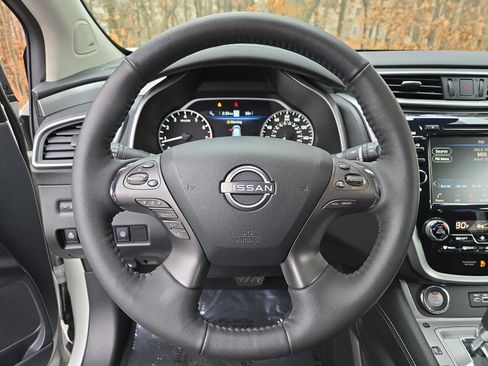 Certified 2024 Nissan Murano SL image 18
