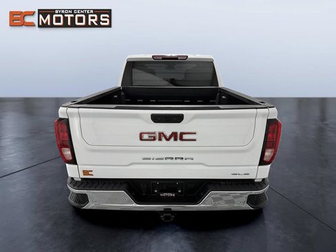 Used 2023 GMC Sierra 1500 SLE AWD/4WD image 5