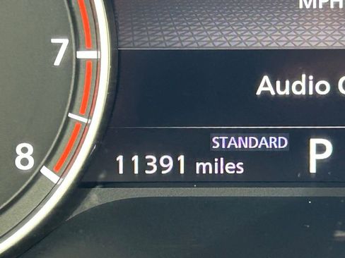 Used 2023 Nissan Rogue SV image 41