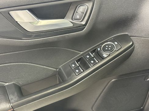 Used 2025 Ford Escape ST-Line AWD/4WD image 27