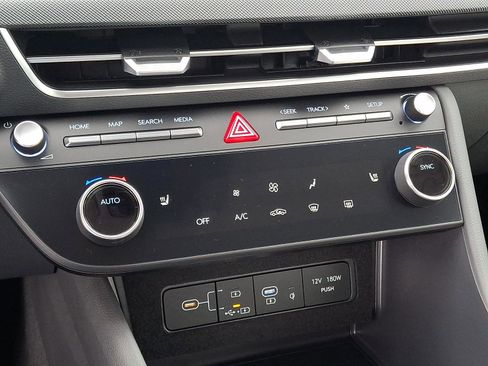 New 2026 Hyundai Sonata SEL FWD image 17