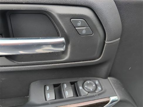 Used 2023 GMC Sierra 2500 SLE w/ SLE Value Package; image 10