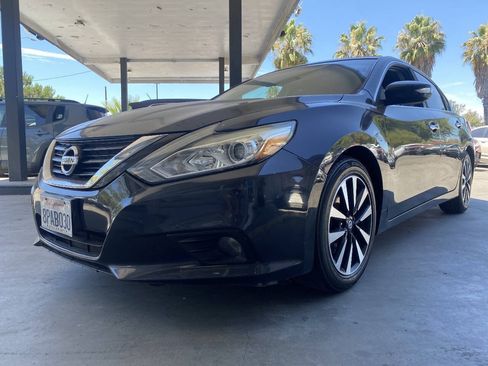 Used 2018 Nissan Altima 2.5 SL FWD image 23