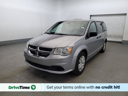 Used 2019 Dodge Grand Caravan SE FWD image 1