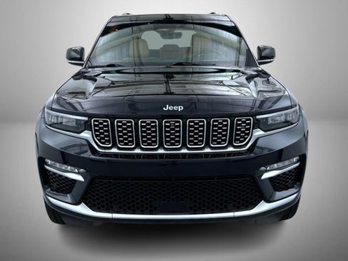 Certified 2022 Jeep Grand Cherokee Summit w/ Advanced Protech Group IV AWD/4WD image 2