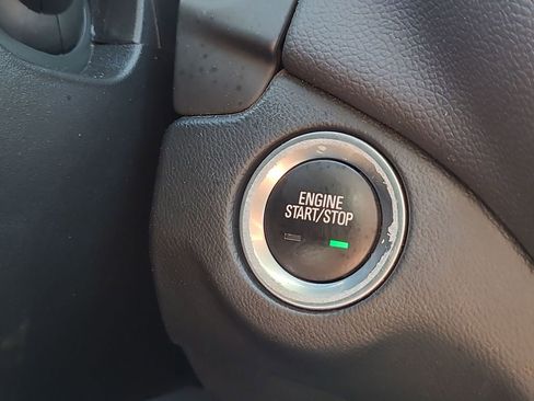 Certified 2021 Chevrolet Equinox LT image 17