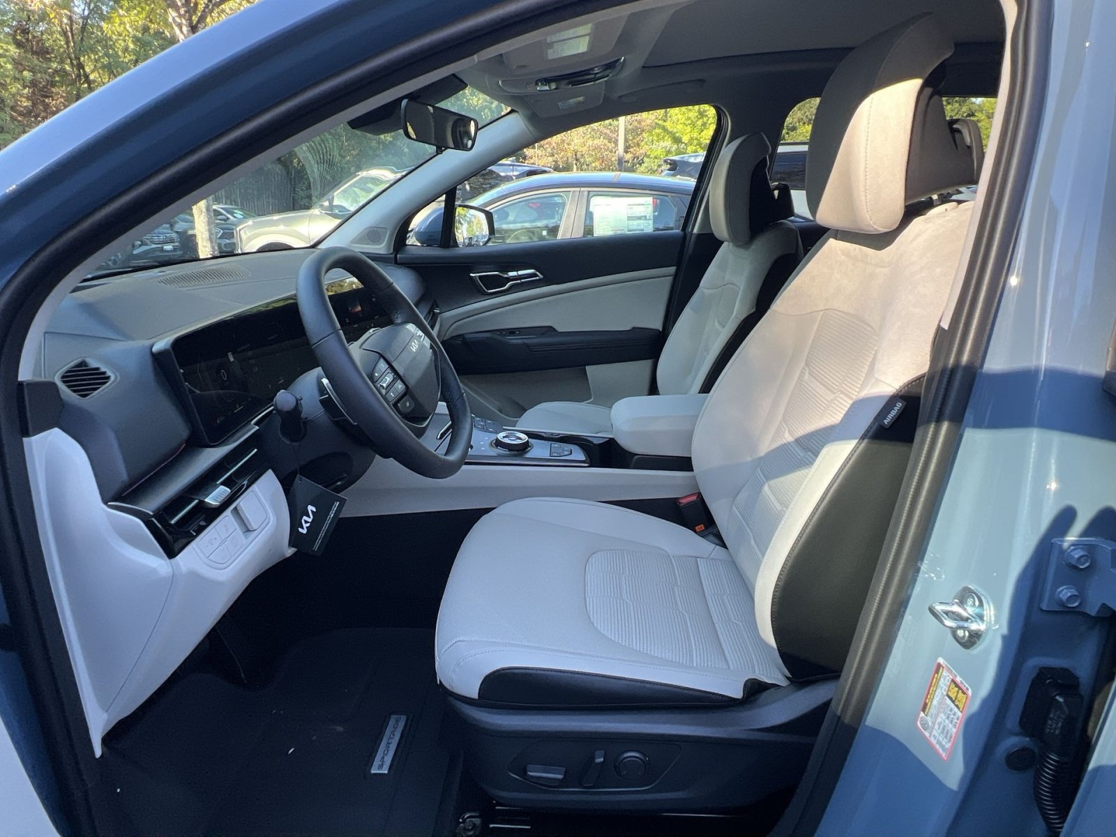 New 2027 Kia Sportage SX Prestige AWD/4WD image 18