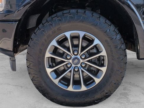 Used 2020 Ford F150 XLT w/ Equipment Group 302A Luxury image 17