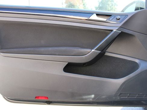 Used 2015 Volkswagen GTI S image 13