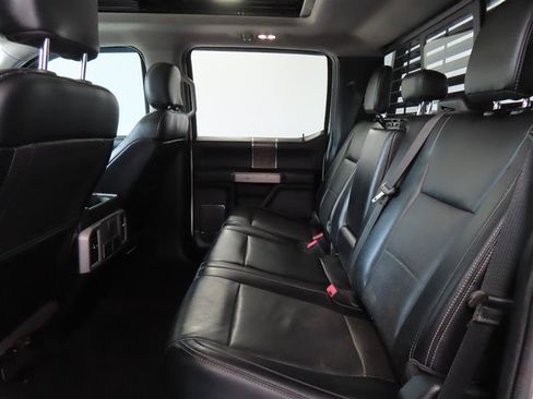 Used 2019 Ford F250 Lariat w/ Lariat Ultimate Package AWD/4WD image 31