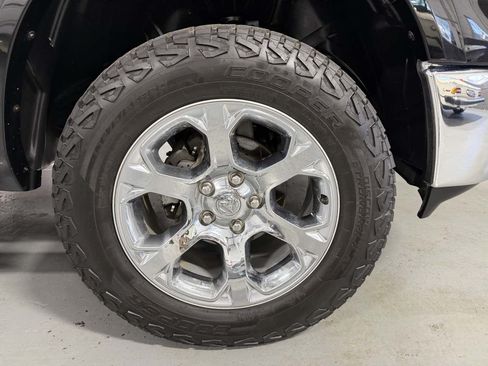 Used 2014 RAM 1500 Laramie w/ Convenience Group AWD/4WD image 2