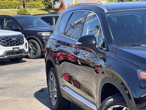 Used 2023 Hyundai Santa Fe Limited image 5